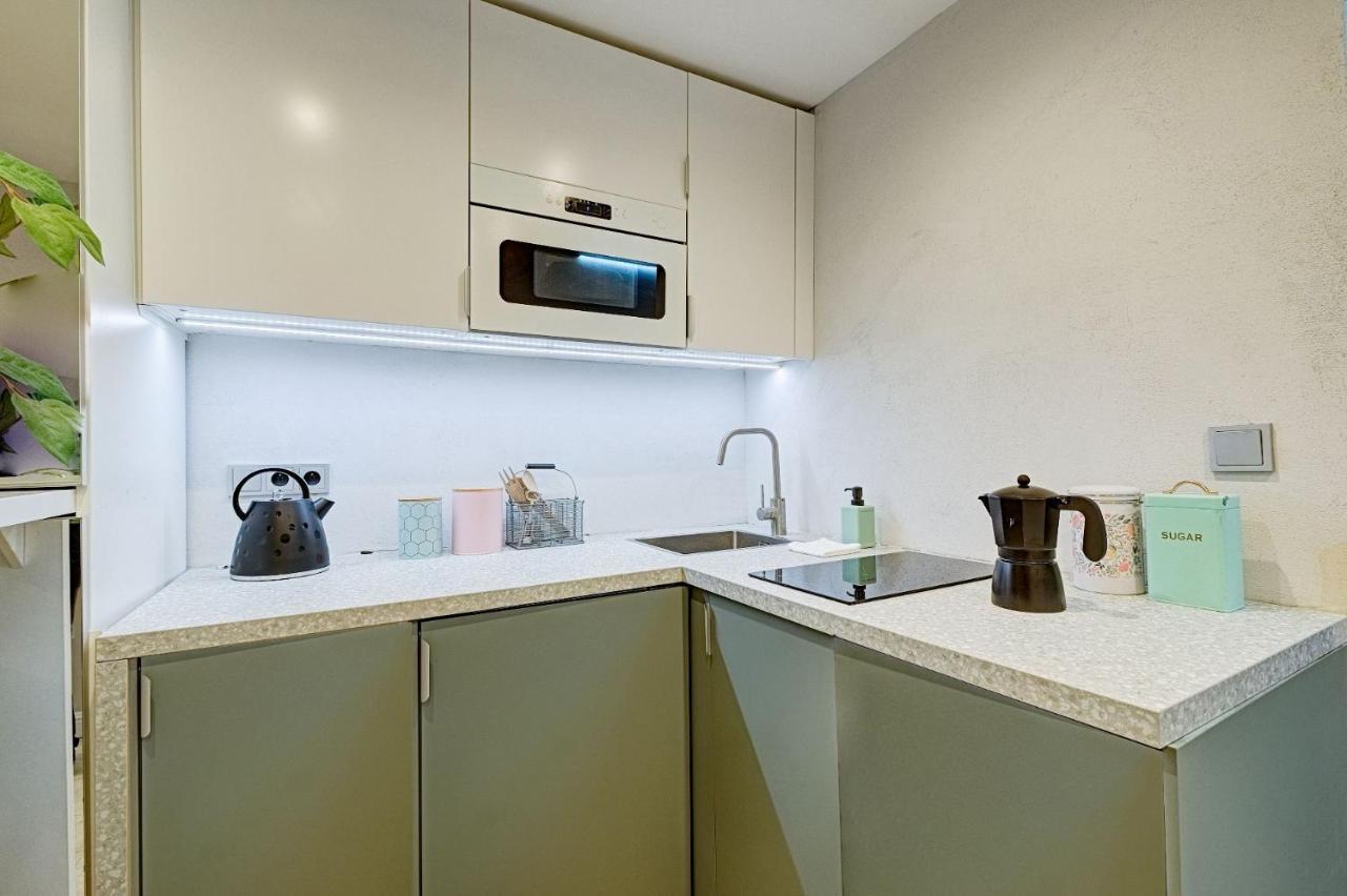 Appartamento Lobby 55 - Ac And Smart Tv Varsavia Esterno foto